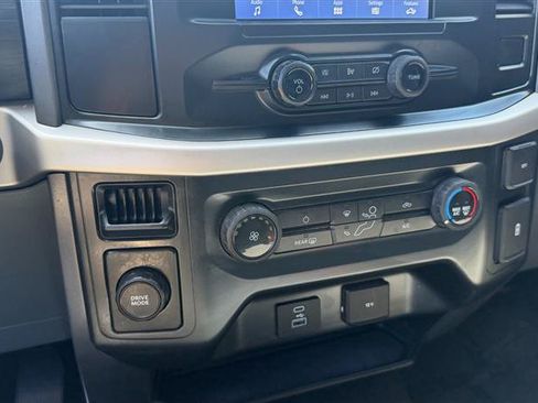 Used 2021 Ford F150 XLT RWD image 25
