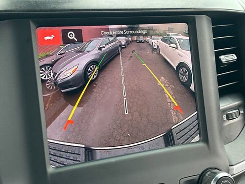 Used 2024 RAM 2500 Big Horn image 17