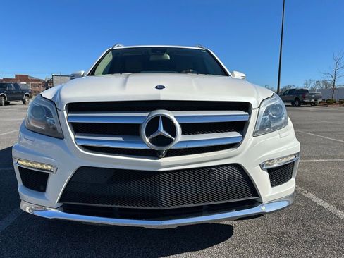 Used 2013 Mercedes-Benz GL 550 4MATIC image 9