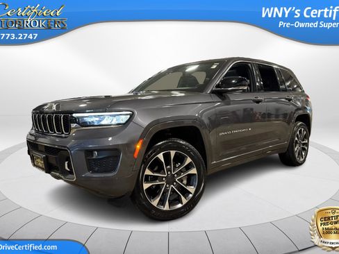 Used 2022 Jeep Grand Cherokee Overland w/ Luxury Tech Group IV AWD/4WD image 1