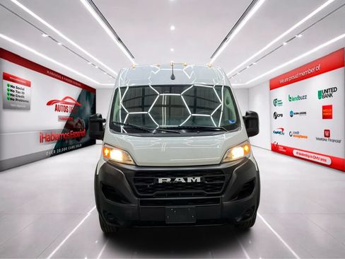 Used 2023 RAM ProMaster 3500 FWD image 2