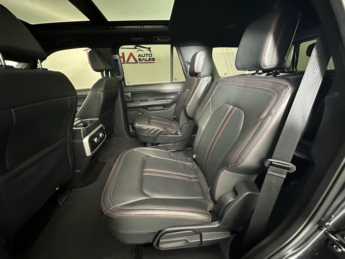 Used 2023 Ford Expedition Limited AWD/4WD image 28