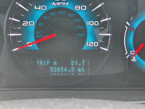 Used 2012 Ford Fusion SEL image 9