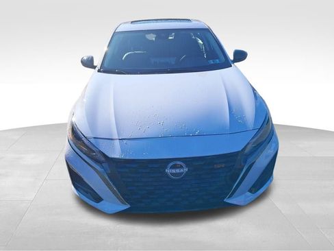 New 2025 Nissan Altima 2.5 SR w/ SR Premium Package image 9