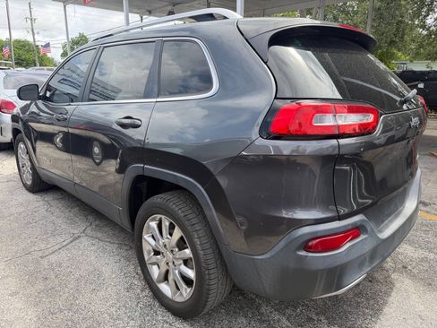 Used 2016 Jeep Cherokee Limited FWD image 4