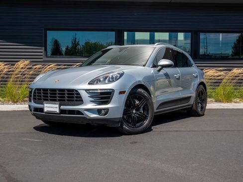 Used 2016 Porsche Macan S AWD/4WD image 1
