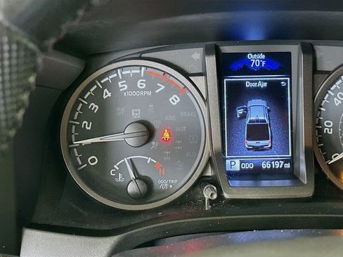 Certified 2022 Toyota Tacoma TRD Sport image 14