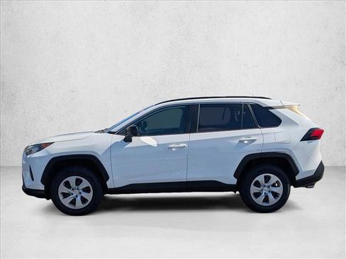 Used 2020 Toyota RAV4 LE image 8