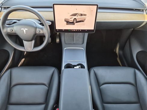 Used 2023 Tesla Model Y Long Range AWD/4WD image 15