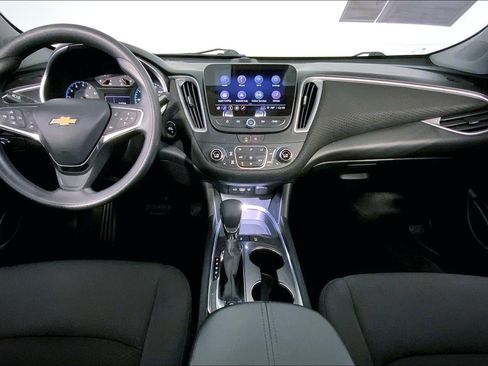 Used 2025 Chevrolet Malibu LT FWD image 15