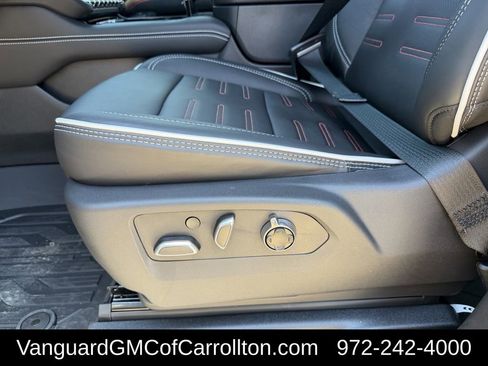 New 2026 GMC Yukon AT4 Ultimate w/ LPO, Floor Liner Package AWD/4WD image 24