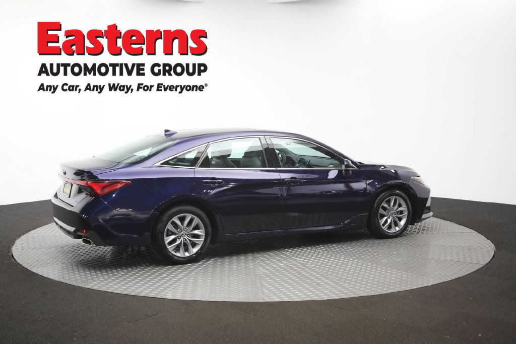 Used 2022 Toyota Avalon XLE w/ Moonroof Package FWD image 45