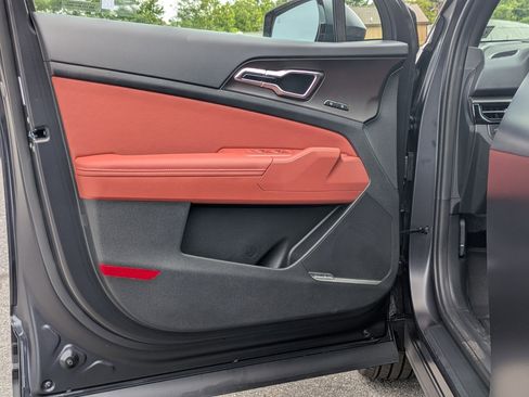 New 2026 Kia Sportage SX AWD/4WD image 11