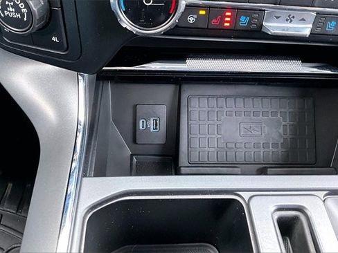 Used 2022 Ford F150 Lariat w/ Equipment Group 502A High image 34