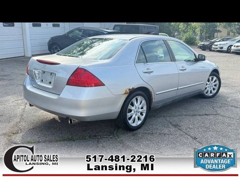 Used 2007 Honda Accord SE image 8