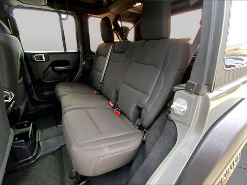 Used 2021 Jeep Wrangler Unlimited Sport AWD/4WD image 19
