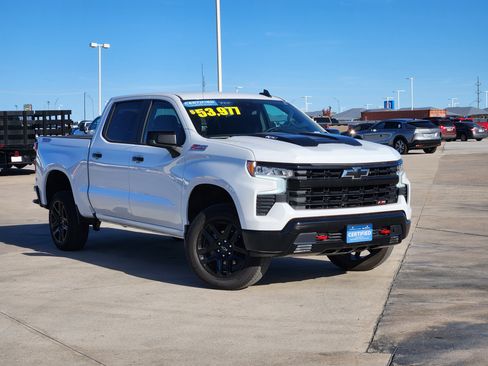 Certified 2025 Chevrolet Silverado 1500 LT Trail Boss image 1