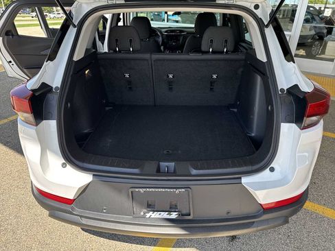 Certified 2023 Chevrolet TrailBlazer LS FWD image 19