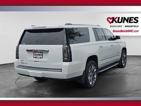 Used 2016 GMC Yukon XL Denali w/ Open Road Package AWD/4WD image 10