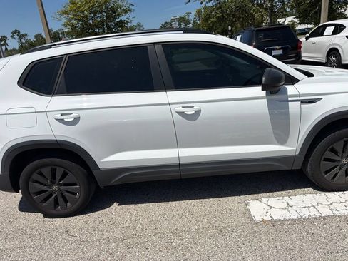 Certified 2022 Volkswagen Taos S FWD image 20