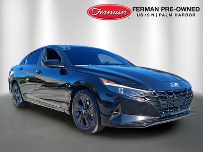 Used 2023 Hyundai Elantra SEL w/ Cargo Package