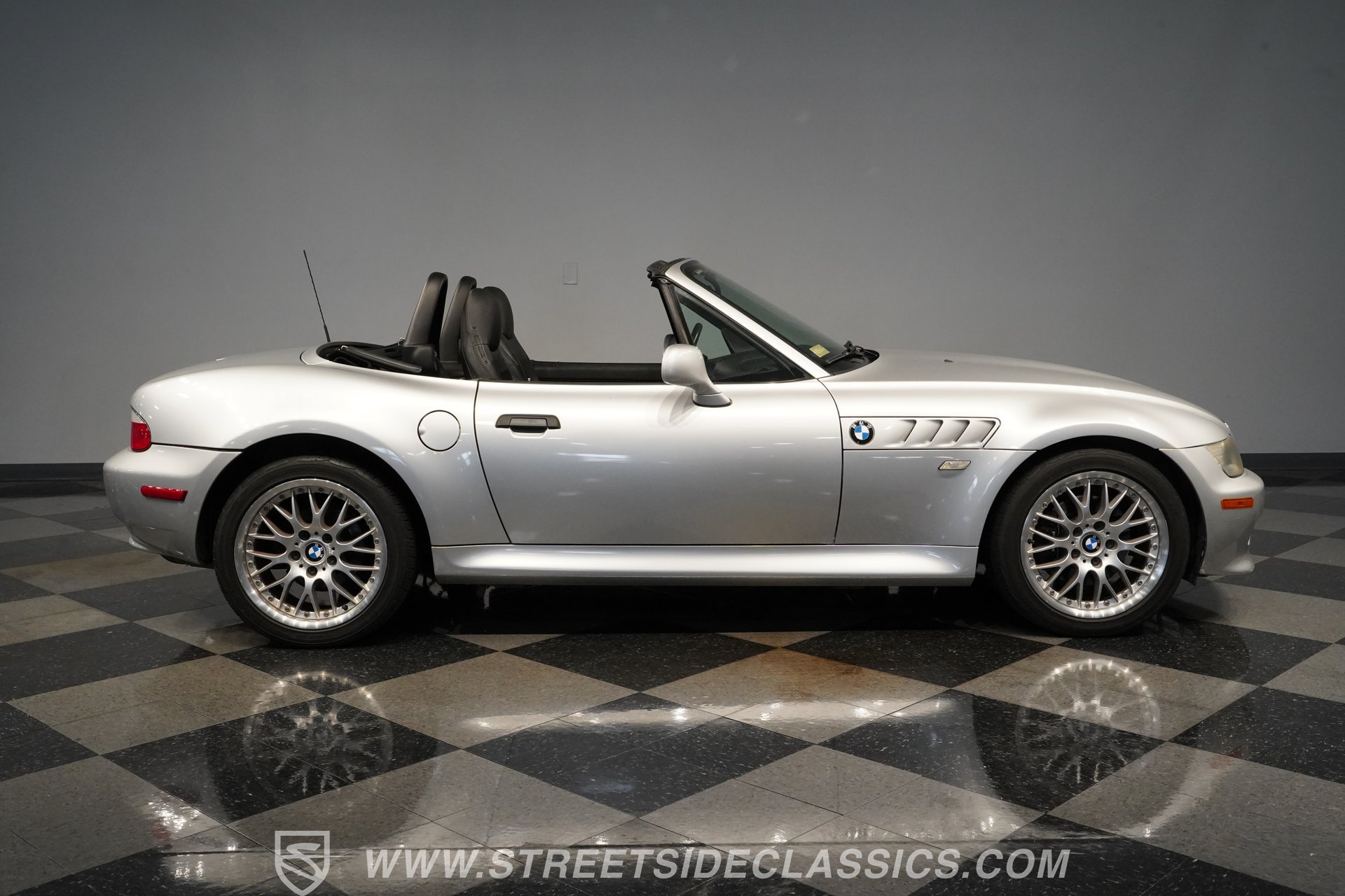 Used 2001 BMW Z3 3.0i RWD image 15