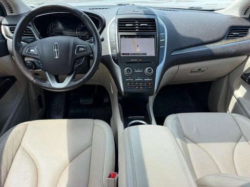 Used 2019 Lincoln MKC Reserve w/ MKC Climate Package AWD/4WD image 12