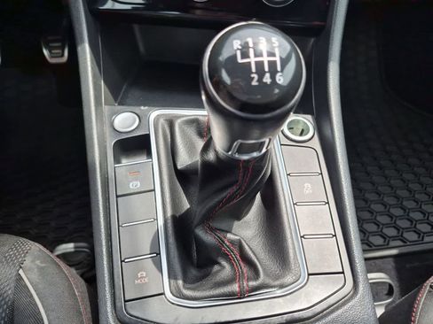 Used 2021 Volkswagen Jetta GLI FWD image 30