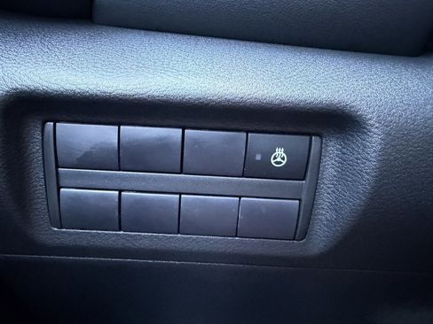 Used 2024 Nissan Kicks SR w/ SR Premium Package image 27