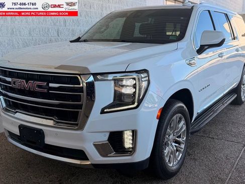 Used 2021 GMC Yukon XL SLT AWD/4WD image 1