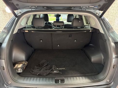 Used 2019 Hyundai Tucson Ultimate w/ Cargo Package FWD image 13