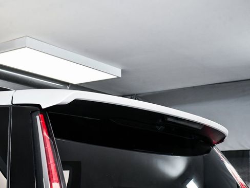 Used 2021 Cadillac Escalade ESV Sport Platinum image 95