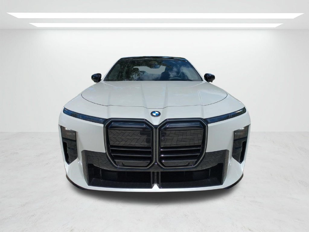 New 2027 BMW 740i RWD image 9