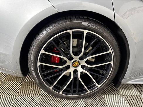 Used 2023 Porsche Panamera GTS AWD/4WD image 32