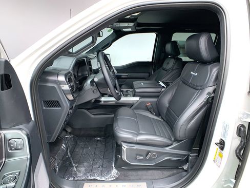 New 2025 Ford F150 Platinum w/ Equipment Group 702A High image 19