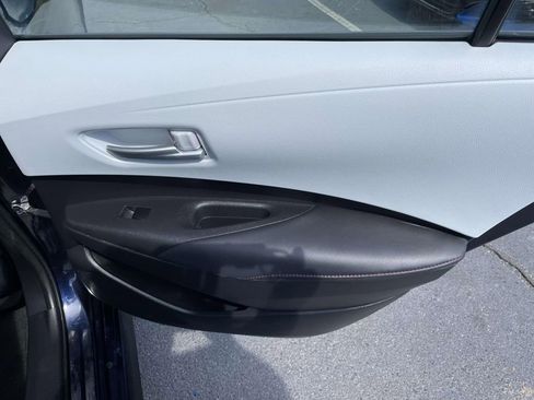 Used 2024 Toyota Corolla SE image 41