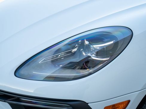 New 2026 Porsche Macan S image 30