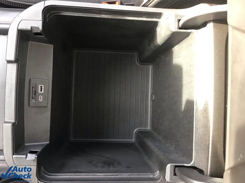 Used 2021 Chevrolet Suburban RST w/ Luxury Package image 47