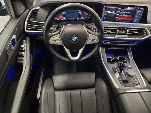 Certified 2022 BMW X7 xDrive40i w/ Premium Package image 12