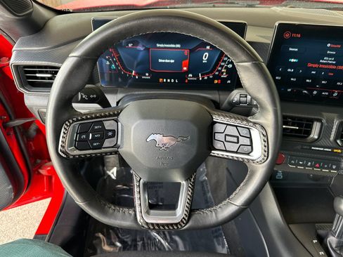 Used 2024 Ford Mustang Coupe RWD image 17