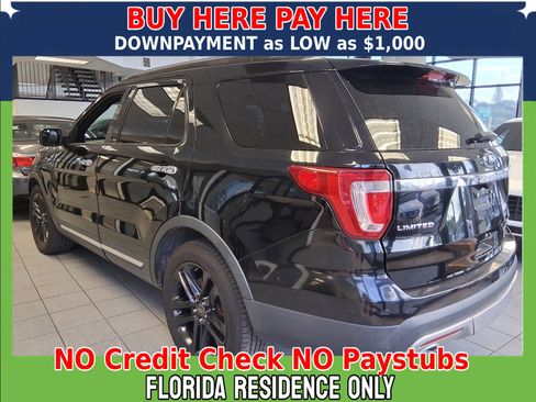 Used 2017 Ford Explorer Limited FWD image 4