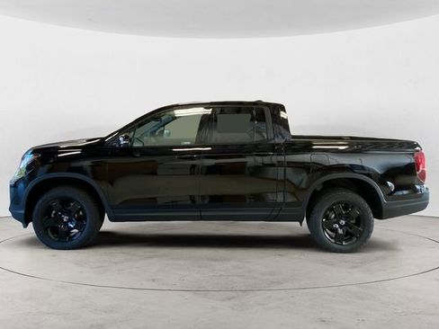 New 2026 Honda Ridgeline Black Edition image 2