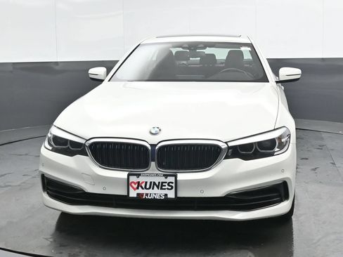 Used 2019 BMW 530e xDrive w/ Convenience Package AWD/4WD image 6