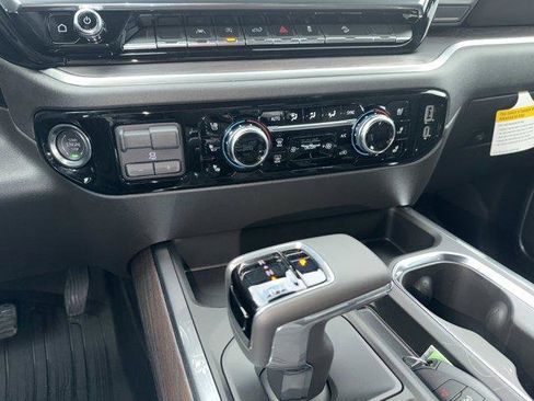 New 2026 GMC Sierra 1500 SLT w/ SLT Premium Package image 20