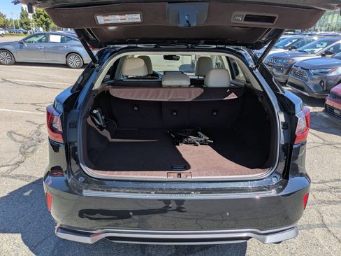 Used 2019 Lexus RX 450h AWD image 33