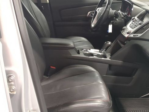 Used 2017 GMC Terrain SLT w/ Open Road Package AWD/4WD image 27