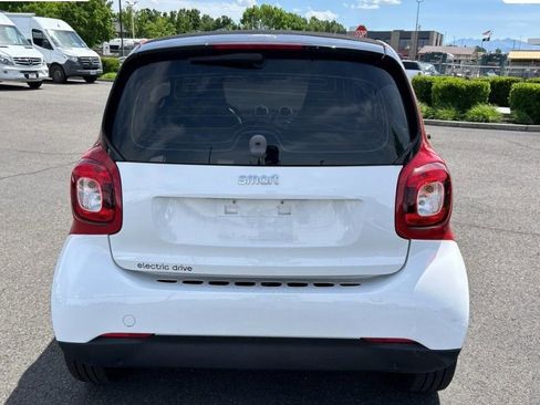 Used 2017 smart fortwo electric drive RWD image 5