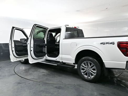 Used 2024 Ford F150 Lariat w/ Bed Utility Package AWD/4WD image 19