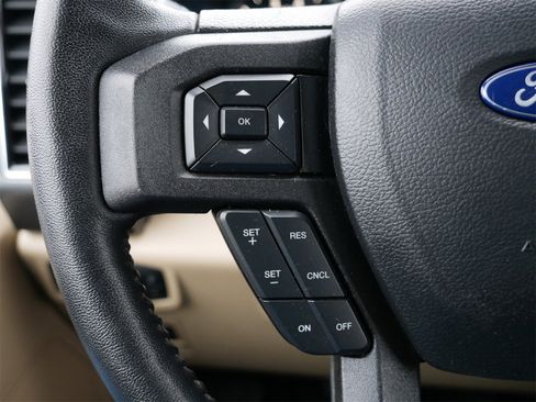 Certified 2018 Ford F150 XLT w/ Equipment Group 302A Luxury image 30