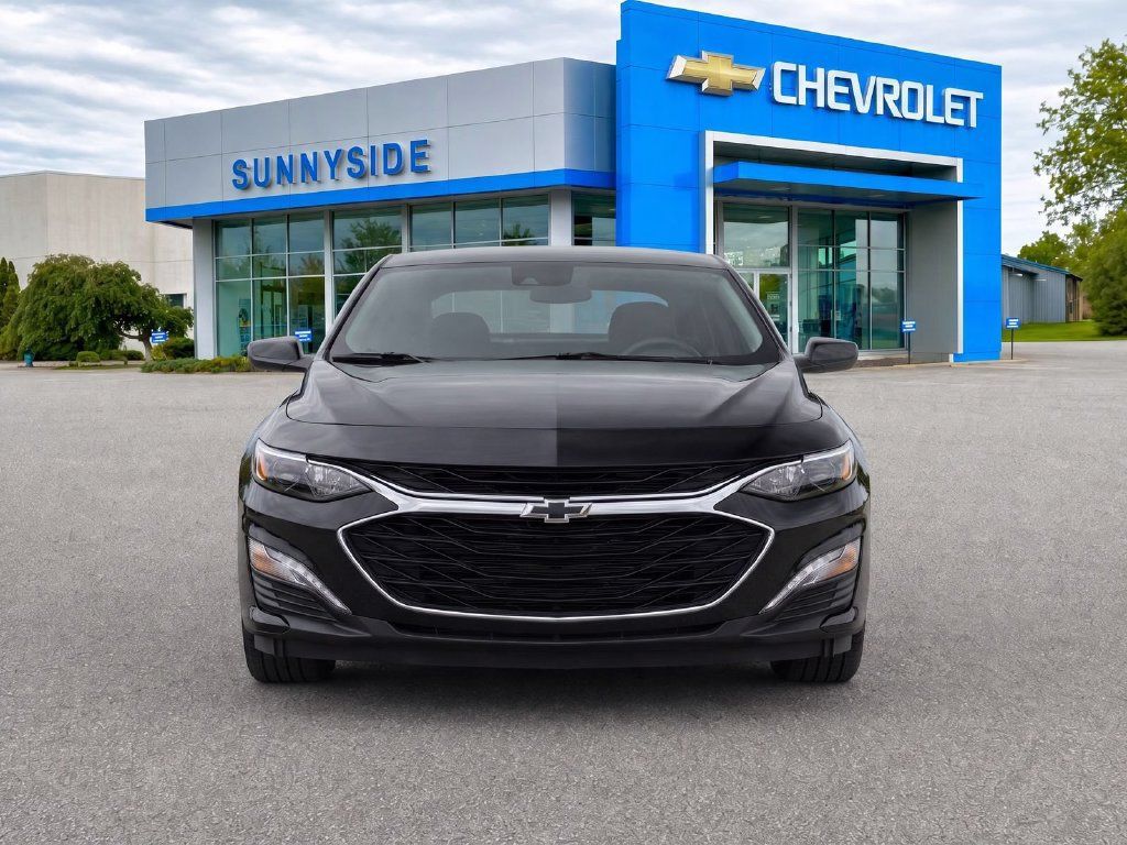 Used 2025 Chevrolet Malibu RS w/ LPO, Floor Liner Package FWD image 5
